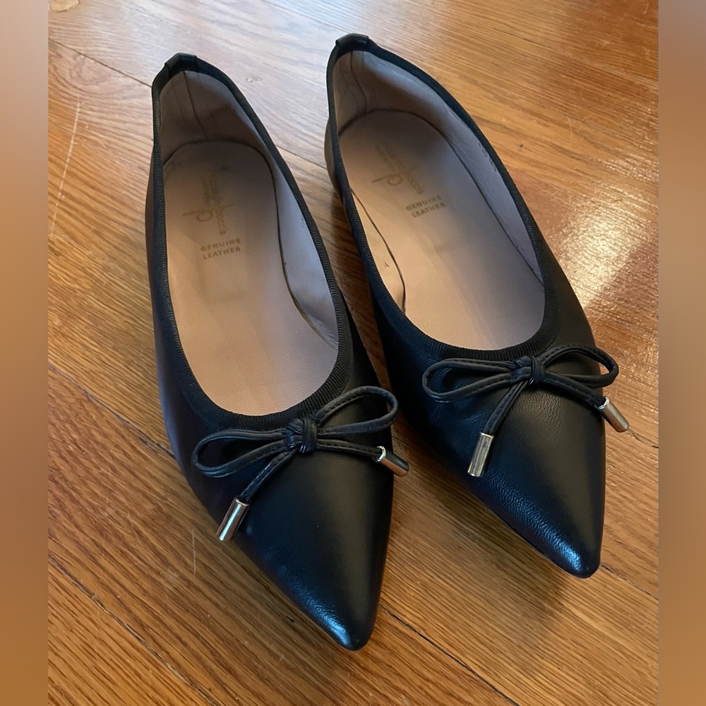 Riccardo Boccia black leather flats size 38, 7 1/2 US, pointed toe with bow, EUC